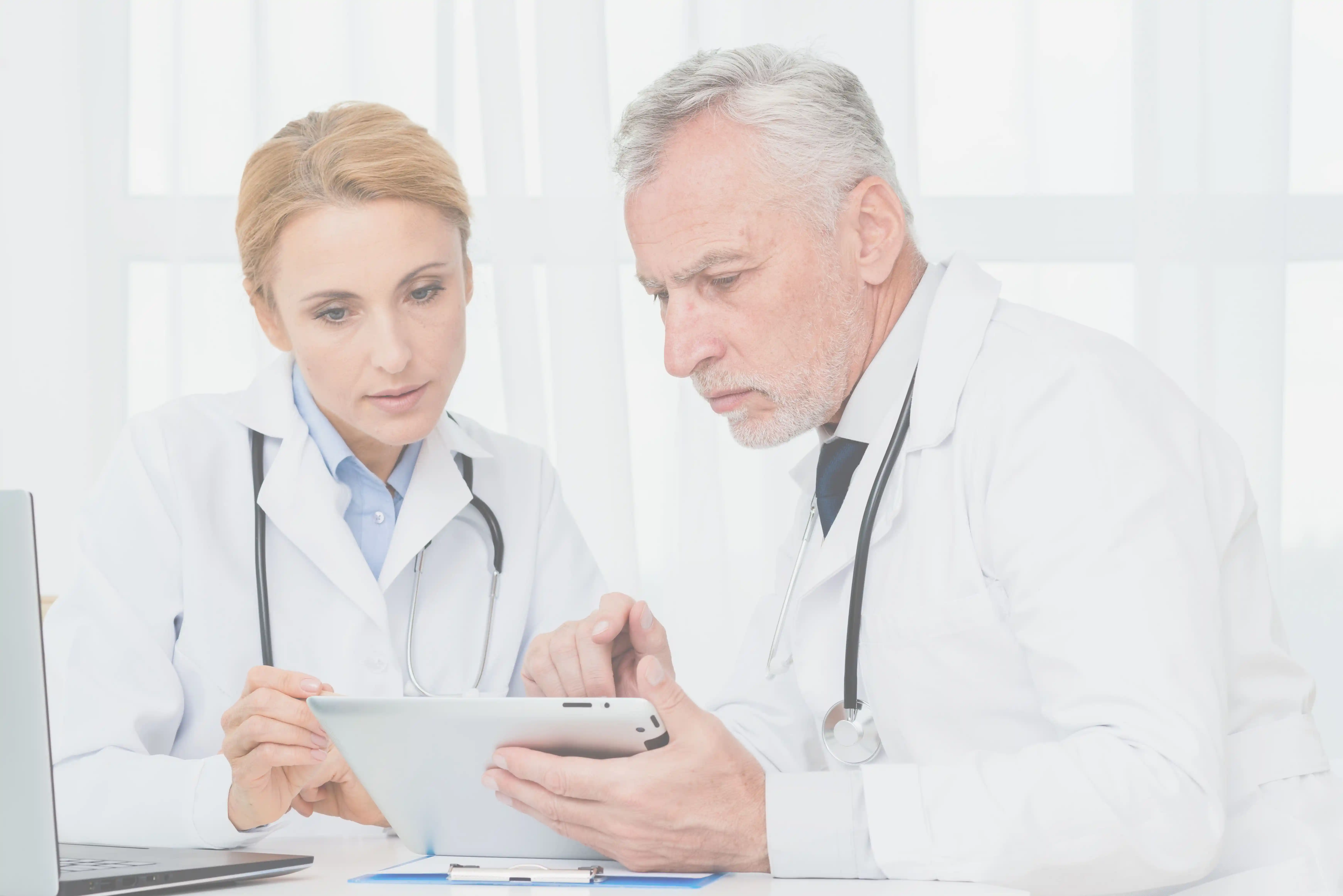doctors discussion image