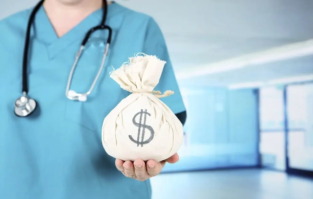 doctors revenue