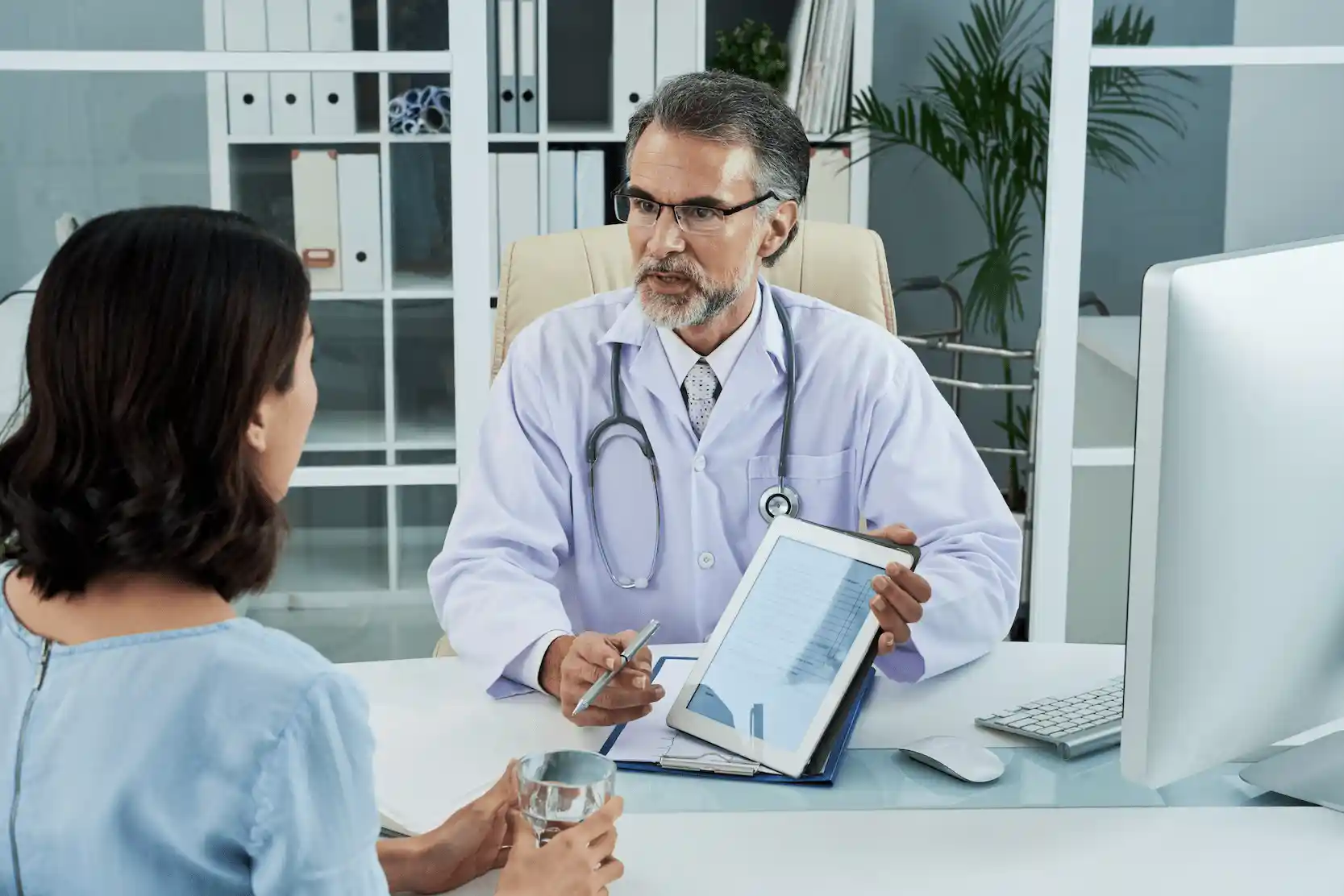 doctor explaining image