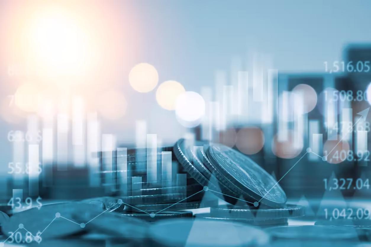 Point of care price transparency and real-time cost calculation